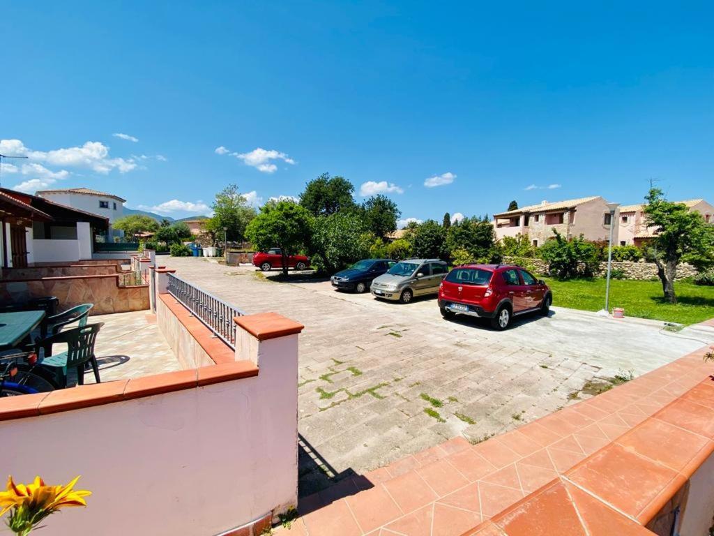 Appartamento I Geranei Centro Сан Теодоро Екстериор снимка